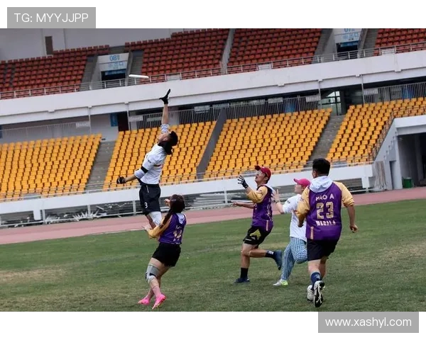 成都飞盘队在极限运动会中的精彩表现与力量分析